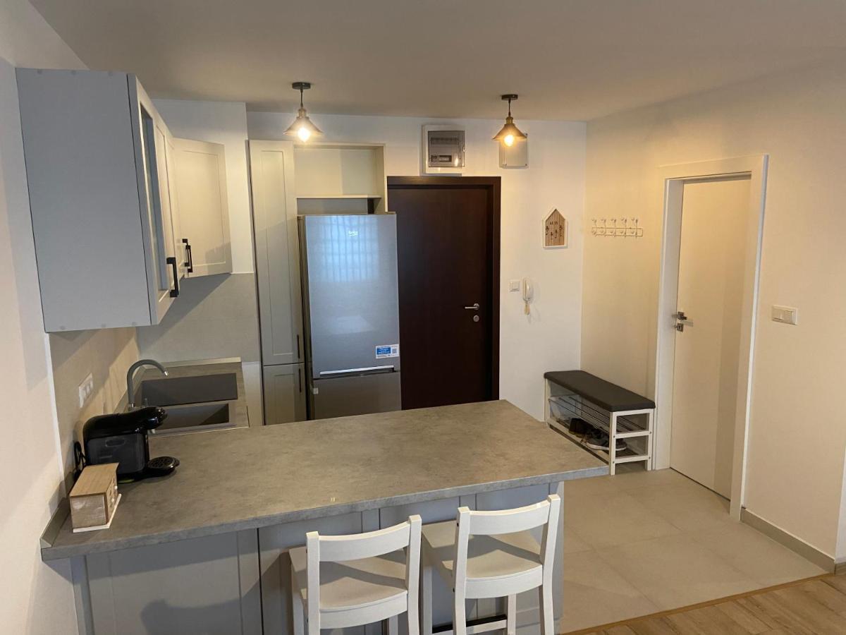 ميركورا تشيوك Lily'S Place المظهر الخارجي الصورة